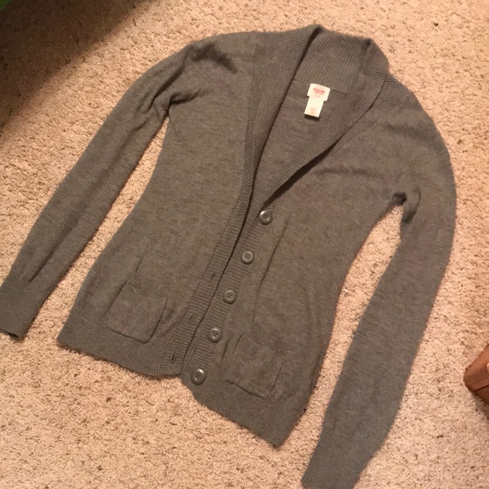 2 for 15 Bundles! Grey cardigan